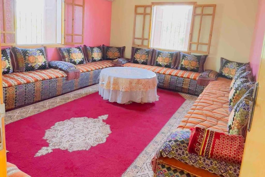 Ferme De Vacances Avec Une Grande Villa A Marrakech Marrákes Kültér fotó