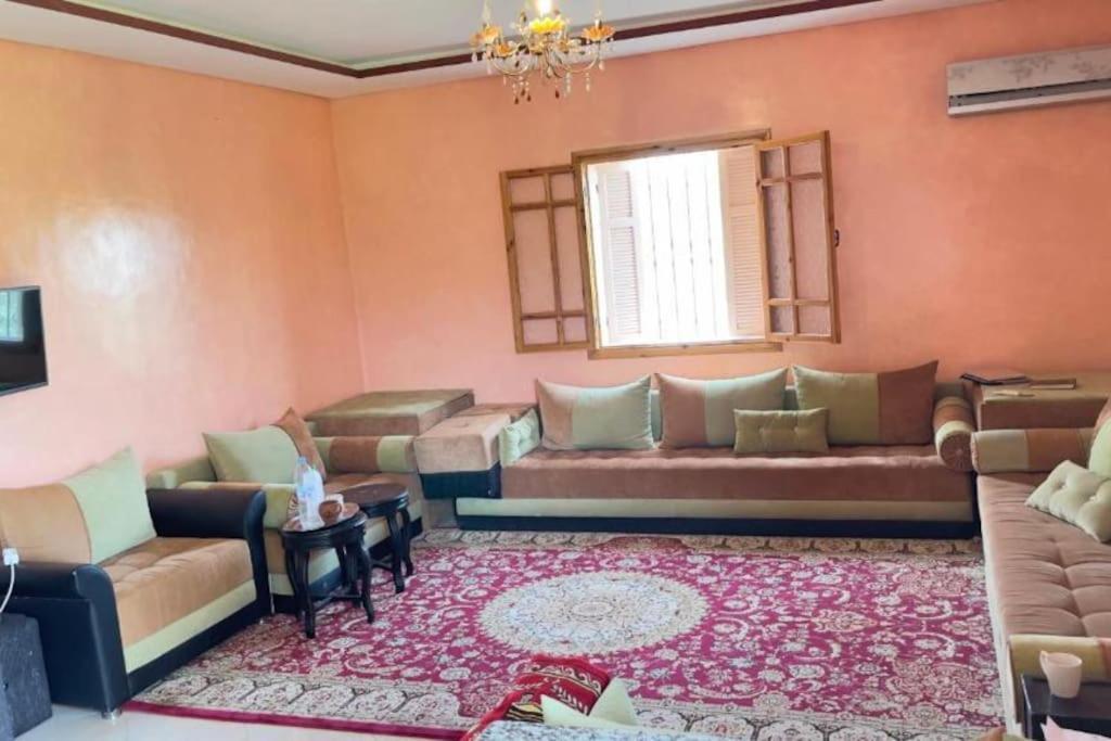Ferme De Vacances Avec Une Grande Villa A Marrakech Marrákes Kültér fotó