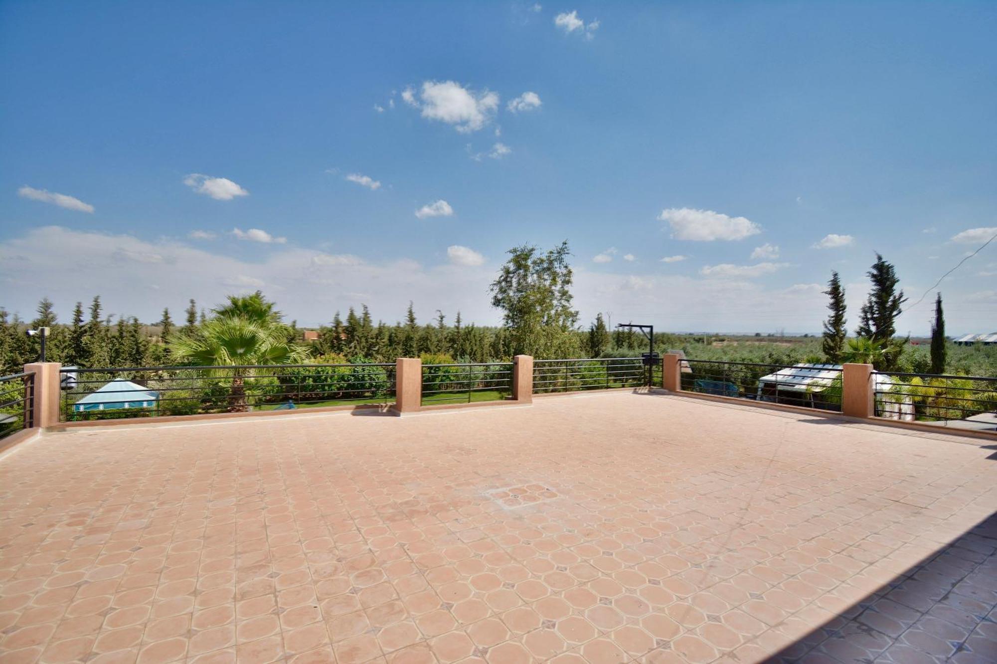 Ferme De Vacances Avec Une Grande Villa A Marrakech Marrákes Kültér fotó